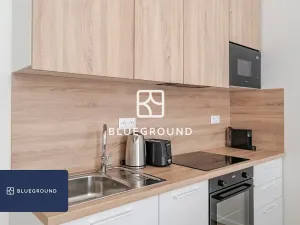 Pronájem bytu 1+kk, Praha - Bubeneč, Veletržní, 37 m2