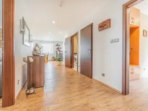 Prodej rodinného domu, Cvrčovice, 168 m2