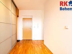 Pronájem bytu 2+1, Praha - Zbraslav, Jaromíra Vejvody, 75 m2