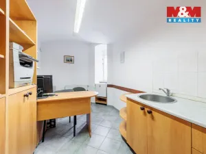 Prodej kanceláře, Karlovy Vary, Moskevská, 57 m2