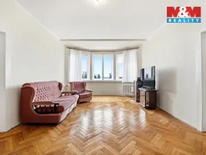 Prodej rodinného domu, Dobrovice, Komenského, 431 m2