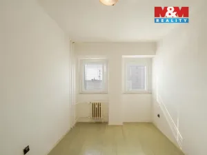 Prodej bytu 3+1, Benešov, Bezručova, 57 m2