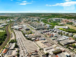 Prodej bytu 3+kk, Praha - Vysočany, Kolmá, 81 m2