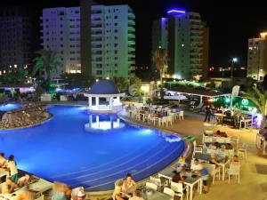 Prodej bytu 2+kk, Trikomo, Kypr, 60 m2