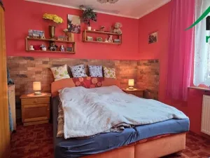 Prodej bytu 3+1, Chodová Planá, sídliště Lučina, 68 m2