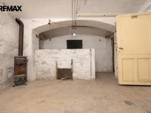 Prodej obchodního prostoru, Kolín - Kolín V, Ovčárecká, 554 m2