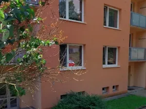 Pronájem bytu 2+1, Třebíč, Obránců míru, 58 m2