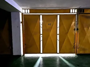 Prodej garáže, Praha - Žižkov, Chelčického, 18 m2