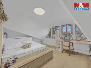 Prodej rodinného domu, Sulice - Želivec, Hlavní, 374 m2