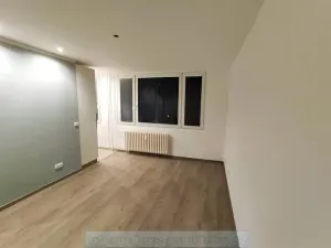 Pronájem bytu 1+kk, Tanvald, Sportovní, 37 m2