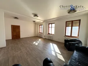 Pronájem obchodního prostoru, Přerov, Žerotínovo nám., 1 m2