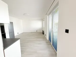 Pronájem bytu 2+kk, Praha - Horní Počernice, Votuzská, 48 m2