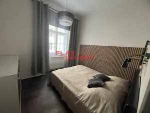 Pronájem bytu 2+kk, Praha - Holešovice, Jirečkova, 52 m2