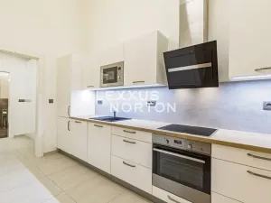 Pronájem bytu 3+1, Praha - Nové Město, Na Poříčí, 92 m2