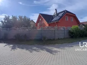Prodej rodinného domu, Božice, 233 m2