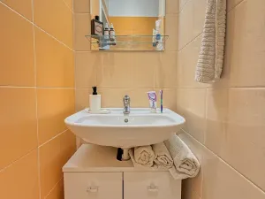 Pronájem bytu 1+1, Praha - Staré Město, Národní, 43 m2