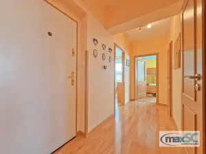 Prodej bytu 3+kk, Býšť, 77 m2