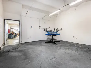 Prodej obchodního prostoru, Kolín, Roháčova, 340 m2