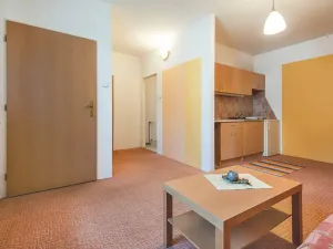 Prodej obchodního prostoru, Kolín, Roháčova, 340 m2