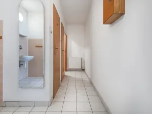 Prodej obchodního prostoru, Kolín, Roháčova, 340 m2