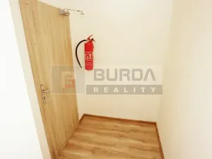 Pronájem bytu 2+kk, Neratovice, 35 m2