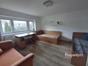 Pronájem bytu 3+1, Žďár nad Sázavou - Žďár nad Sázavou 1, Brněnská, 80 m2