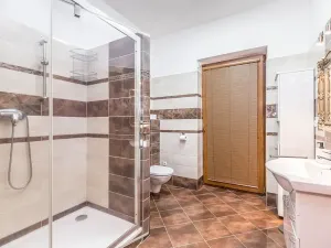 Prodej ubytování, Horní Stropnice, 700 m2