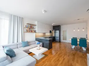 Prodej bytu 3+kk, Praha - Hrdlořezy, Učňovská, 88 m2