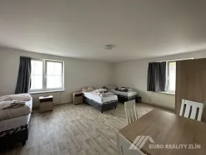 Pronájem rodinného domu, Zádveřice-Raková, 230 m2