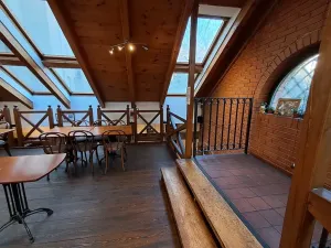 Pronájem restaurace, Praha - Bubeneč, Jaselská, 180 m2