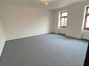 Pronájem bytu 3+1, Praha - Radotín, Horymírovo náměstí, 94 m2