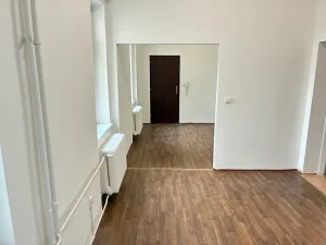 Pronájem bytu 2+kk, Karlovy Vary, T. G. Masaryka, 81 m2