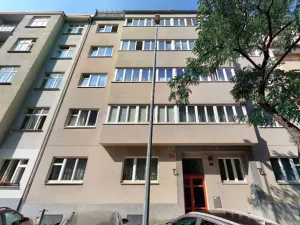 Pronájem bytu 2+kk, Praha - Vinohrady, Velehradská, 59 m2