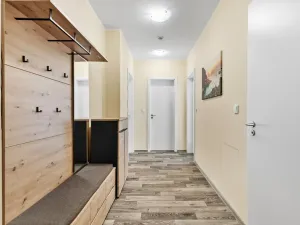 Pronájem bytu 2+kk, Liberec - Liberec III-Jeřáb, U Nisy, 59 m2