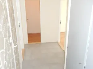 Pronájem bytu 2+1, Praha - Vršovice, Tádžická, 58 m2