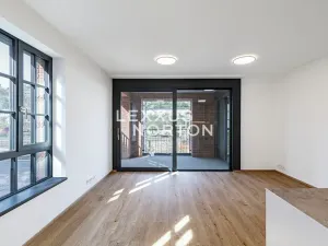 Pronájem bytu 3+kk, Praha - Smíchov, Nádražní, 92 m2