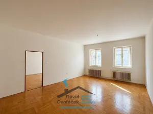 Prodej domu, Hradec Králové, Velké náměstí, 665 m2