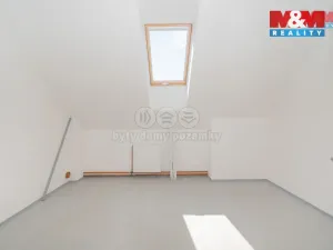 Pronájem skladu, Chuderov, 1187 m2