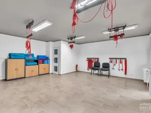 Pronájem kanceláře, Hradec Králové, Akademika Heyrovského, 30 m2