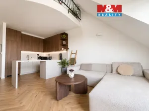 Prodej bytu 2+kk, Velký Újezd, Za Školou, 68 m2