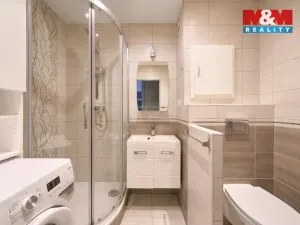 Prodej bytu 3+1, Broumov - Olivětín, Dukelská, 53 m2