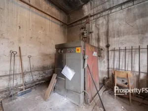 Prodej kanceláře, Okna, 475 m2