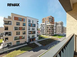 Pronájem bytu 3+kk, Praha - Hloubětín, Poděbradská, 77 m2