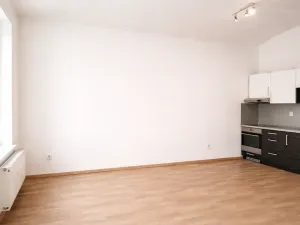 Pronájem bytu 1+kk, Chrudim, Pobřežní, 23 m2