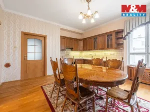 Prodej rodinného domu, Uherské Hradiště, U Stadionu, 300 m2