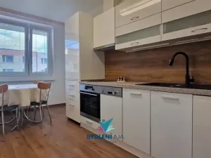 Prodej bytu 3+1, Krupka, Dukelských hrdinů, 68 m2