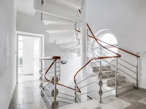 Prodej ordinace, Křižanov, Benešovo náměstí, 530 m2