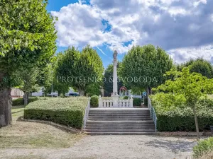 Prodej ordinace, Křižanov, Benešovo náměstí, 530 m2