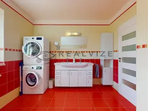 Prodej rodinného domu, Úsilné, 205 m2