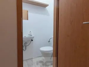 Pronájem bytu 2+kk, Praha - Vršovice, Rybalkova, 47 m2